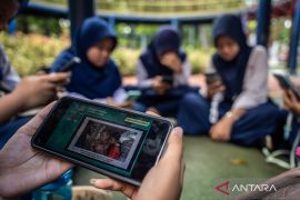 Indonesia boosts efforts to protect children in cyberspace