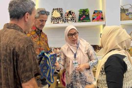 Wali Kota Lisa beri dukungan UMKM Banjarbaru di Trade Expo Indonesia 2025