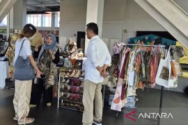 WVI dan PCU berdayakan UMKM Wonorejo lewat program Glow Economy