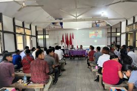 Pemuda adat di perbatasan Kabupaten Sambas  serukan perlindungan tanah adat