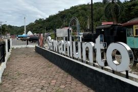 Stasiun Sawahlunto dan Legenda &lsquo;Mak Itam&rsquo;: Dari Denyut Tambang ke Napas Warisan Dunia
