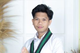 Stabilitas politik dan ekonomi: Fondasi kepercayaan publik