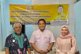 Anggota DPRD Banjarbaru sosialisasikan perda ke masyarakat