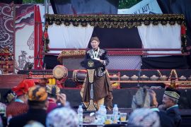 Bupati Lamongan teguhkan pelestarian budaya lewat Festival Nusantara
