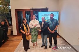 Buku Wisata Rasa Bumi Pasundan sangat berarti untuk tambah khazanah wisata Jabar