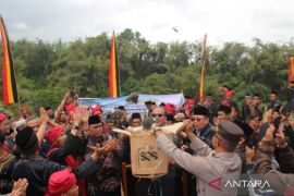 Nagari Lasi Agam resmikan larangan perburuan burung di sekitar Gunung Marapi