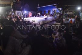 Pelestarian kebudayaan melalui pementasan teater di Jambi