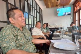 Dua ikan yang tak tenggelam: Bangkitnya usaha diving berkat dukungan SMBC