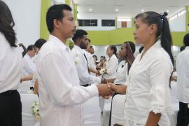 Pemkot minta warga manfaatkan nikah massal legalkan status pernikahan