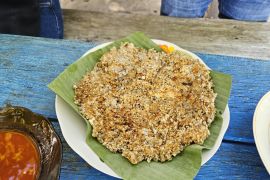 Mencicipi paduan gurih sagu, kelapa dan ikan tongkol jadi satu di Tabel Mando