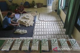 Program MBG tingkatkan produksi UMKM tempe di Pandeglang