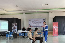 Asmo Kalbar ajak Siswa SMPN 4 Pontianak sadar #Cari_aman sejak dini