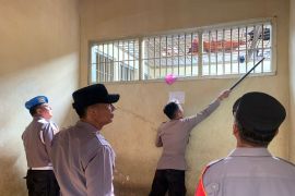 Polres Tabalong melakukan pengecekan ruang tahanan