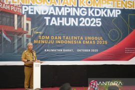 Pemprov Kalbar memberikan pembekalan kepada pengurus koperasi merah putih