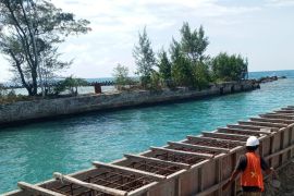 Sudinhub perbaiki alur masuk kolam labuh Pulau Sabira