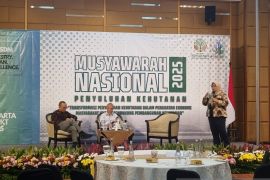 Indonesia links forest farmers to cooperative to lift rural income