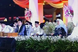 Khofifah dan Gus Iqdam ajak syukuri 80 tahun Jatim dan Hari Santri