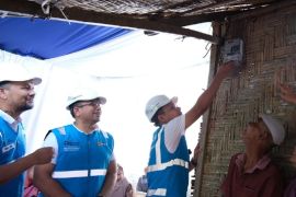 PLN Sumut sambung listrik gratis untuk 164 rumah tangga prasejahtera