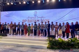 BP Batam beri anugerah pada investor pendorong pembangunan daerah