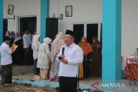 Wabup Bangka Tengah tekankan peran pesantren bentuk generasi berakhlak
