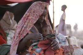 Sekitar 350 keluarga di Sudan berjalan kaki 50 km untuk mengungsi