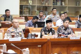 Bupati Bekasi mendatangi DPR RI bahas polemik musala perumahan