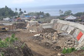 Kementerian PU bangun pengendali sedimen Sungai Rua untuk antisipasi banjir di Ternate