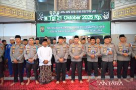 Wakapolda Jambi serahkan Mushaf Al Quran PNPP