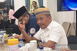 Menteri Bahlil naikkan tunjangan kinerja  ASN ESDM sebesar 100 persen