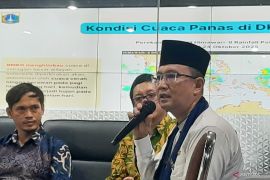 Temuan mikroplastik air hujan di Jakarta, BPBD DKI sebut peringatan dini