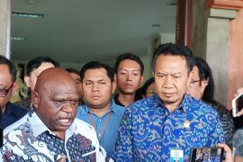 Menteri HAM minta polisi usut tuntas kematian mahasiswa Unud 