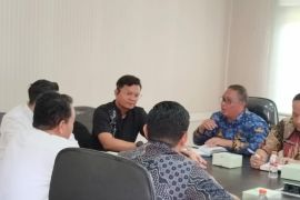 Kejari kolaborasi dengan Pemkab Karawang untuk percepatan pembentukan koperasi desa