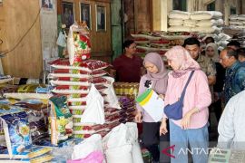 Satgas PHB Kalsel temukan penjualan beras di atas HET