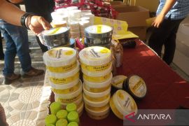 Polisi bekuk IRT penjual "skincare" ilegal di Kendari