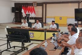 Pemda Pohuwato dan anggota DPRD sampaikan aspirasi masyarakat Pohuwato