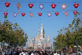 14,7 juta pengunjung! Shanghai Disneyland benar-benar jadi magnet wisata di 2024!