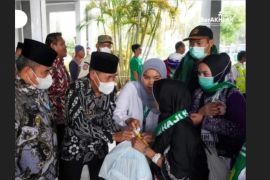 Wabup apresiasi petugas pendamping jamaah haji Ketapang
