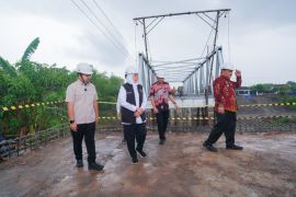 Jembatan Kutorejo Nganjuk siap difungsikan pertengahan November 2025