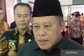 Pemkab Mukomuko selesaikan pembagian bantuan seragam sekolah gratis