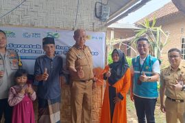 PLN UP3 Metro dan Pemkot Metro nyalakan harapan lewat program "Light Up The Dream"
