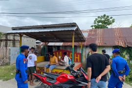 Respons laporan masyarakat, Polres bubarkan pesta miras di Kepulauan Sula