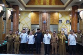 Wako Fadly Amran tandatangani Rencana Aksi Efektivitas Pengendalian Korupsi Tahun 2025