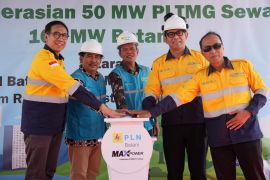 PLN Batam dan Maxpower resmikan pengoperasian 50 MW PLTMG pertama