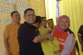 Warga Sidoarjo sampaikan dukungan untuk Adies Kadir