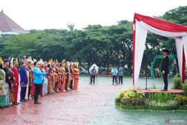 Bupati Bekasi ajak pemuda agresif respons aspirasi masyarakat