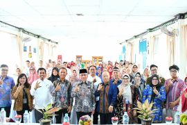 Wawako Maigus Nasir buka Pelatihan Deep Learning guru di SMPN 2 Padang