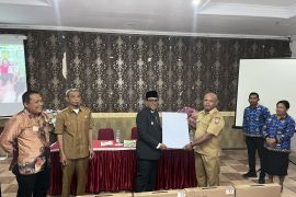 Pemkab Maluku Tengah bantu internet satelit untuk sekolah di daerah 3T