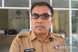 Pangkalpinang berikan sembako bagi peserta KB baru