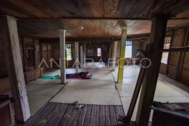 Surau cagar budaya rusak di Padang Pariaman Page 1 Small