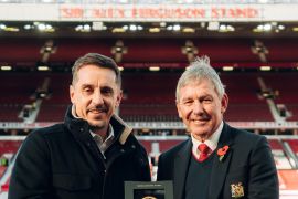 Gary Neville yakin Manchester United bisa finis enam besar